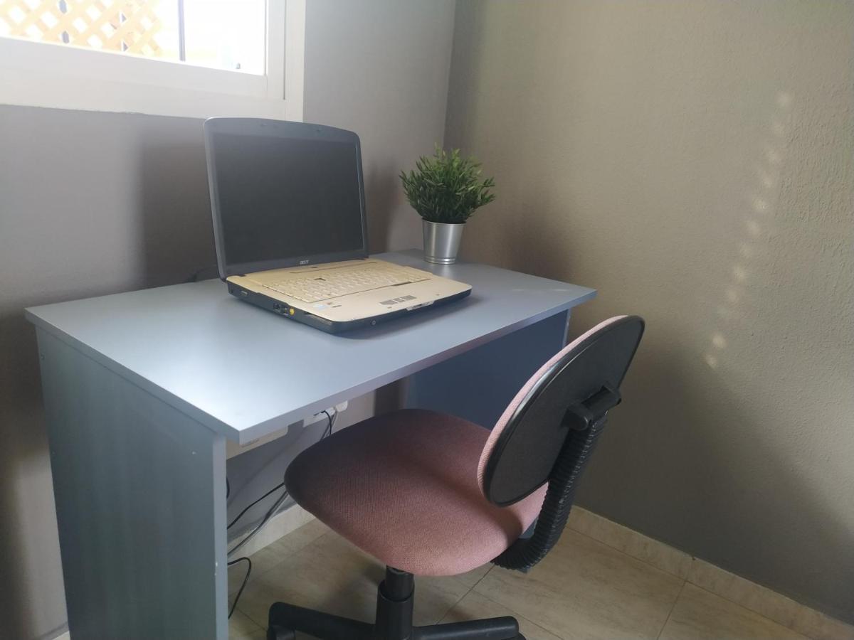 Apartment Yellow Duplex Free Parking And Terrace Malaga